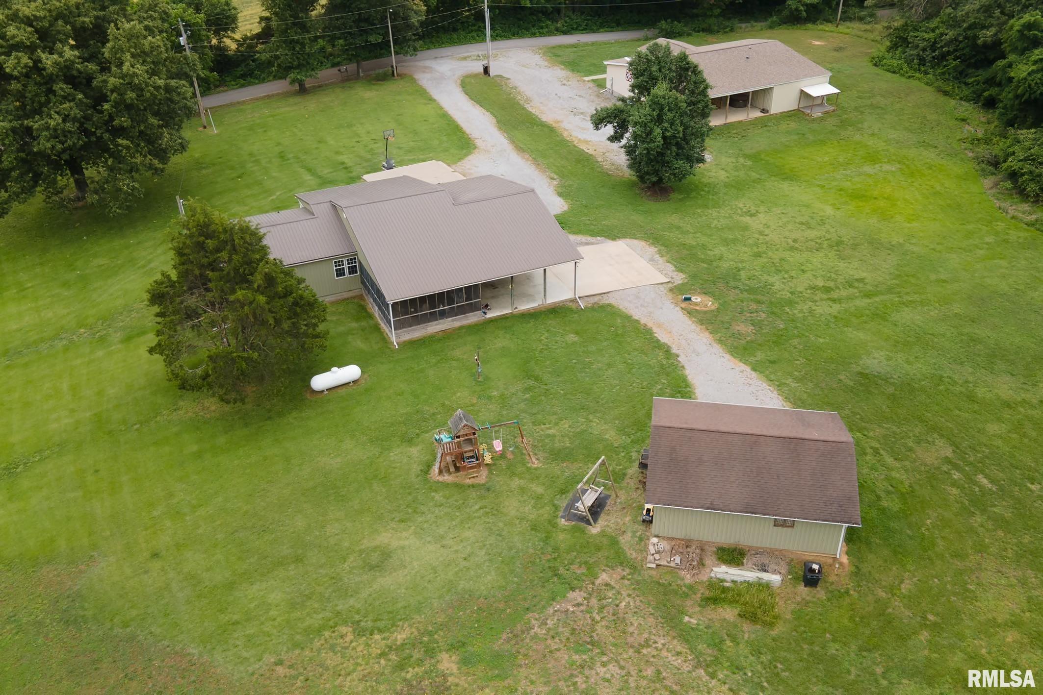 1380 Woolard Road Eldorado, IL 62930 - Photo 45 of 49
