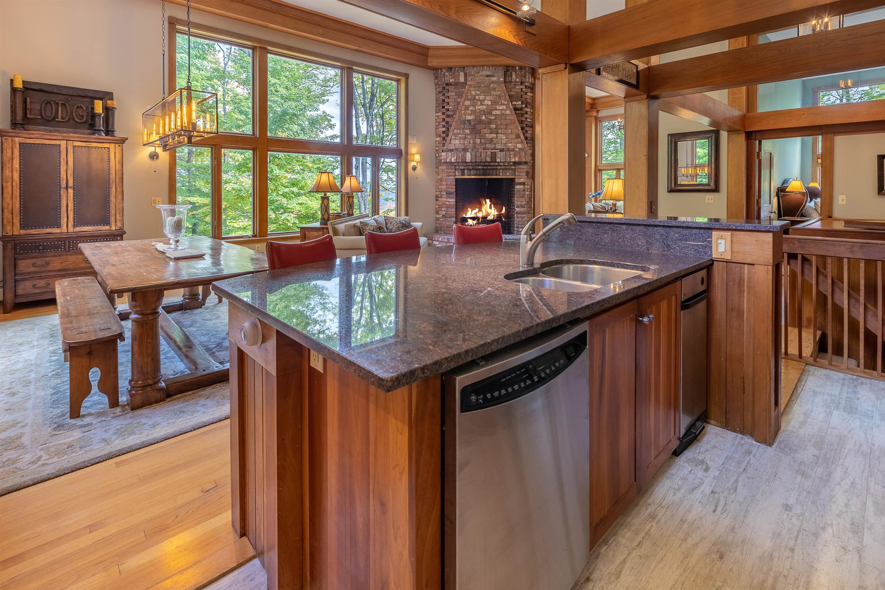 18 Roundtree Road Winhall, VT 05340 - Photo 8 of 37