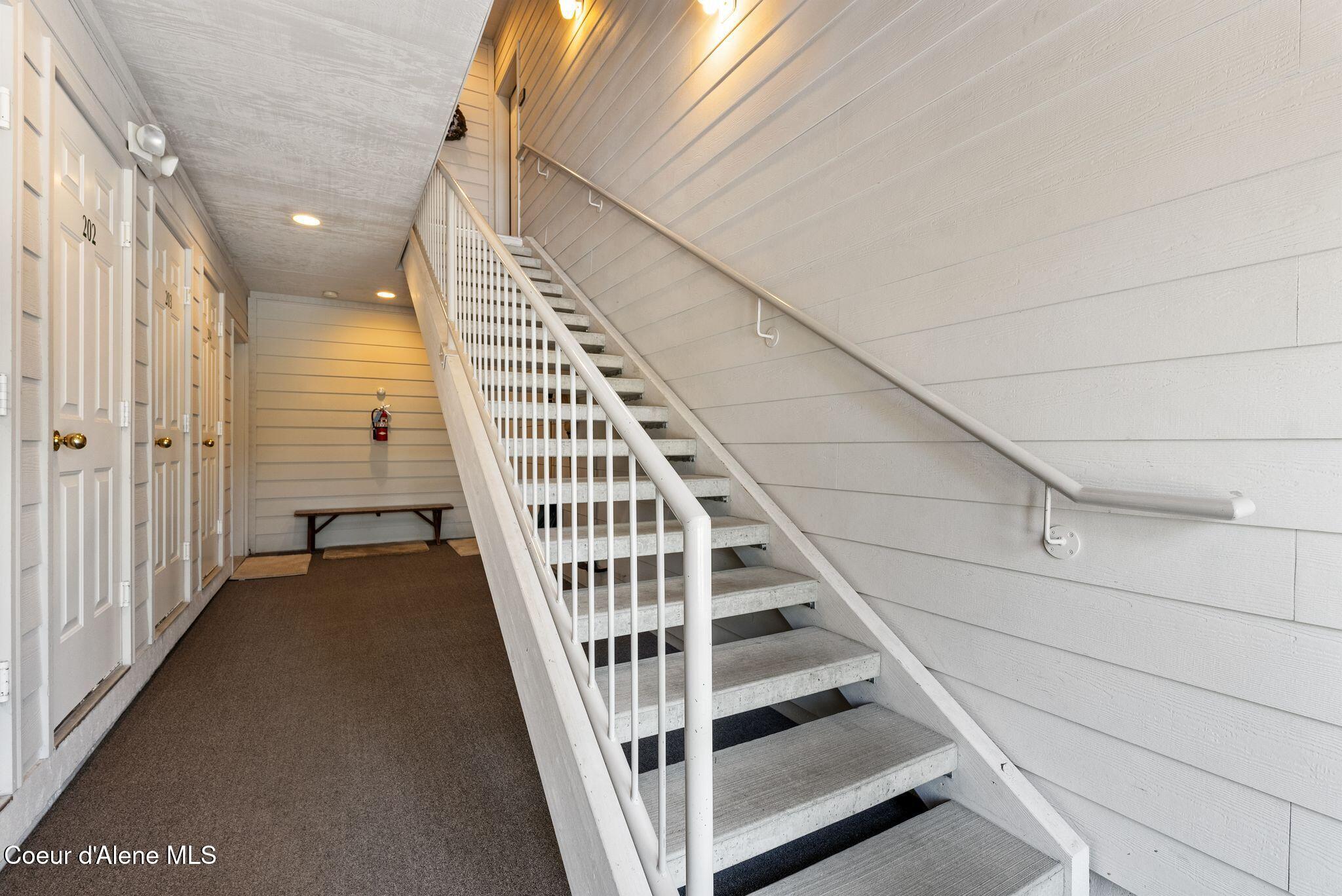 87 Cornice Court, Unit 204 Sandpoint, ID 83864 - Photo 20 of 30 Cornice