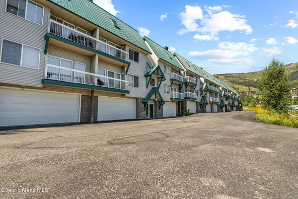 $850,000 | 87 Cornice Court, Unit 204, Sandpoint, ID 83864
