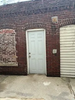 $140,000 | 6926 South Paxton Avenue, Unit 1N, Chicago, IL 60649