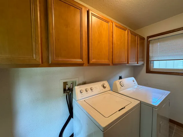 $1,395 | 116 North Street, Sun Prairie, WI 53590