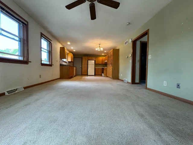 $1,395 | 116 North Street, Sun Prairie, WI 53590