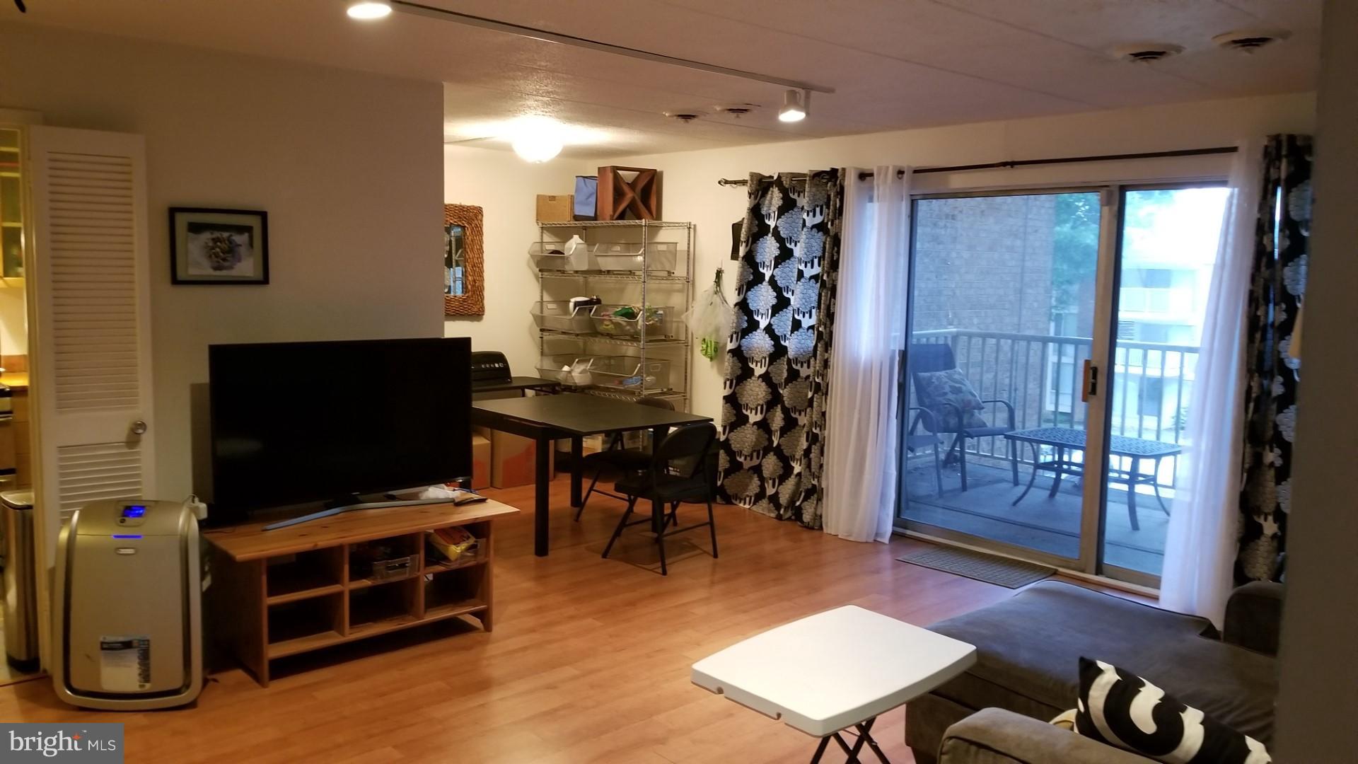 2636 Fort Farnsworth Road, Unit 124 Alexandria, VA 22303 - Photo 13 of 17 Interior (General)