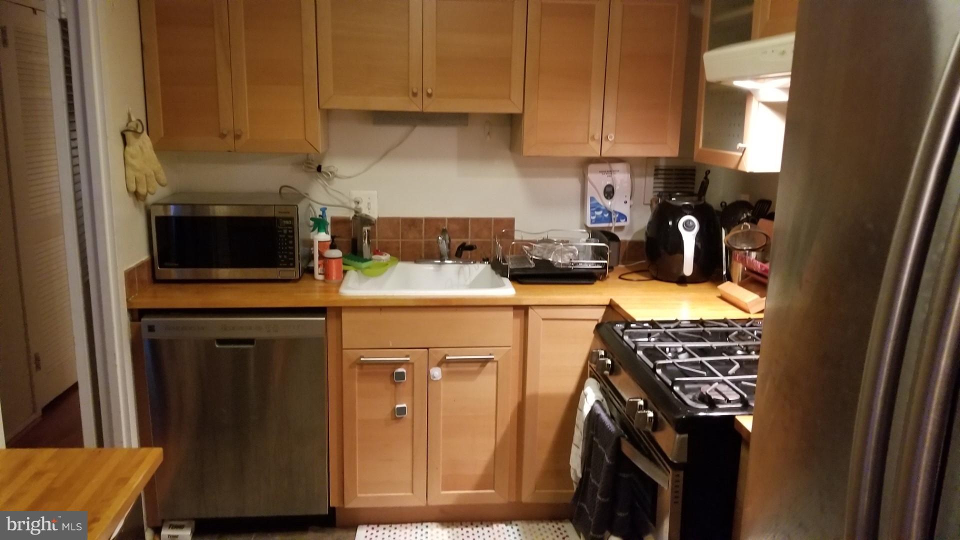 2636 Fort Farnsworth Road, Unit 124 Alexandria, VA 22303 - Photo 6 of 17 Interior (General)