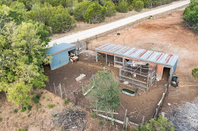 $1,400,000 | 15273 Farm To Market Road 150 West, Driftwood, TX 78619