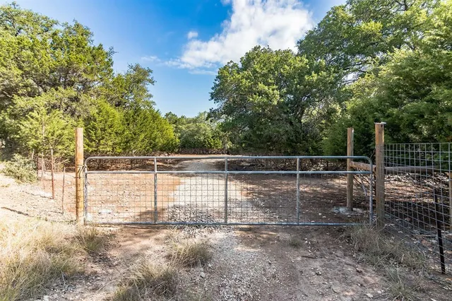 $1,400,000 | 15273 Farm To Market Road 150 West, Driftwood, TX 78619