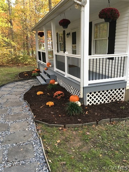 1085 Clayton Road Powhatan, VA 23139 - Photo 2 of 20 Gallery Image 2