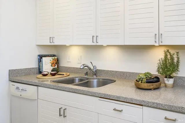 $539,000 | 98 Surrey Lane, San Rafael, CA 94903