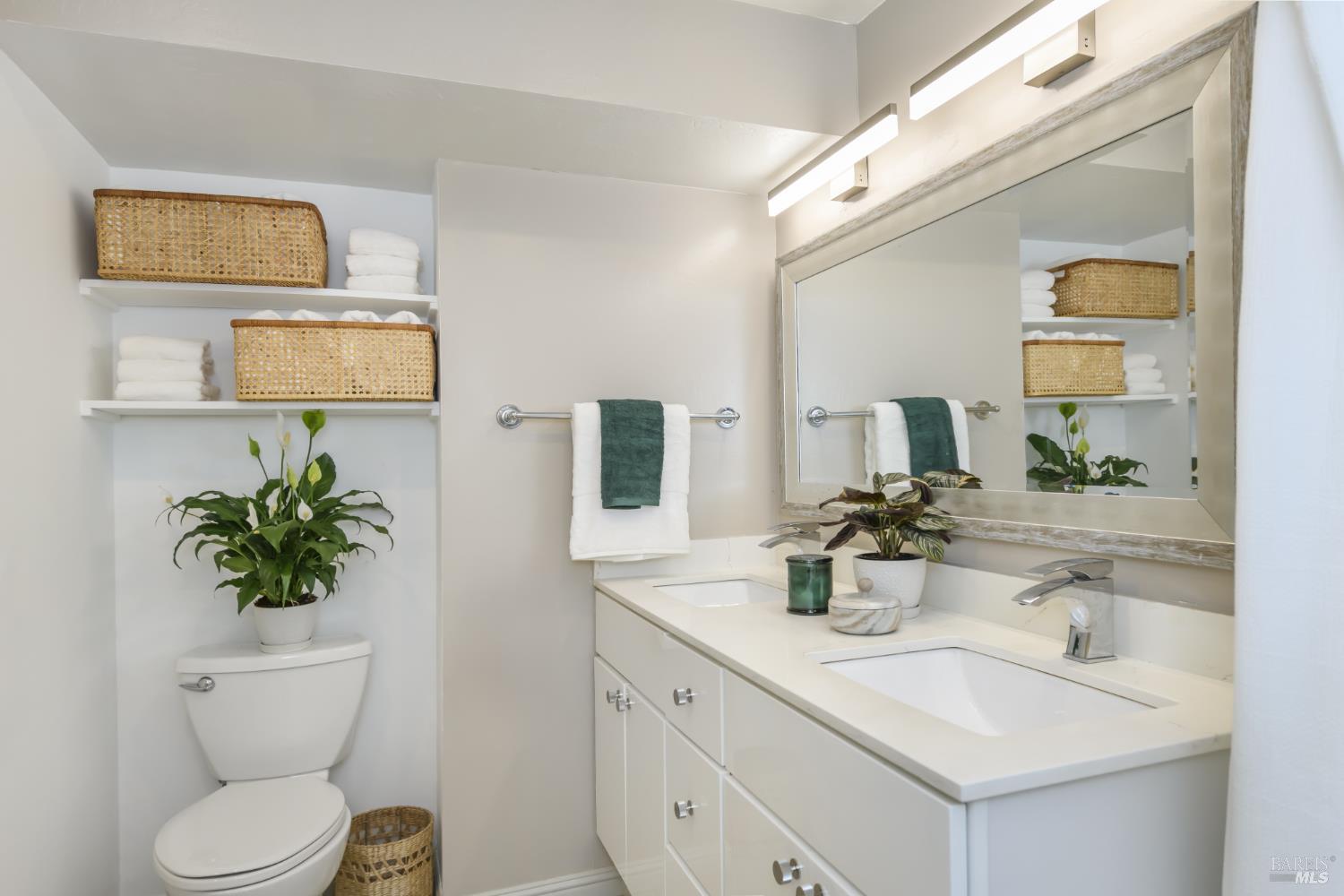 98 Surrey Lane San Rafael, CA 94903 - Photo 15 of 31