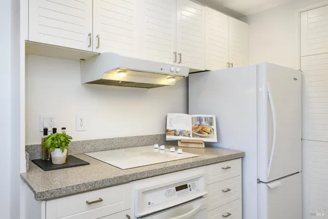 $539,000 | 98 Surrey Lane, San Rafael, CA 94903