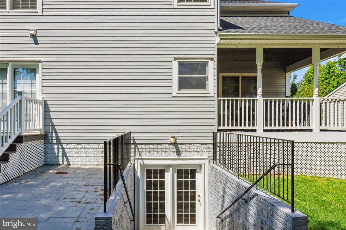 9909 Midsummer Snow Lane Laurel, MD 20723 - Photo 69 of 81 Patio