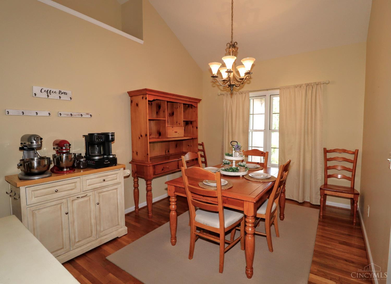 671 Warwick Road Hamilton, OH 45013 - Photo 10 of 99