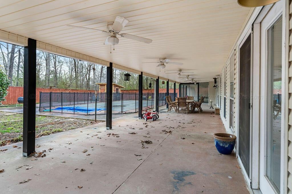 1500 North Ridge Drive Jasper, AL 35504 - Photo 3 of 30 Gallery Image 3