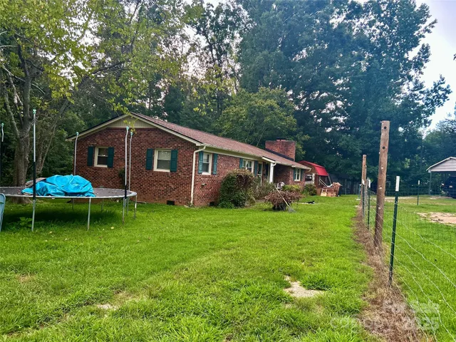 $235,000 | 2740 Irene Bridge Highway, Hickory Grove, SC 29717