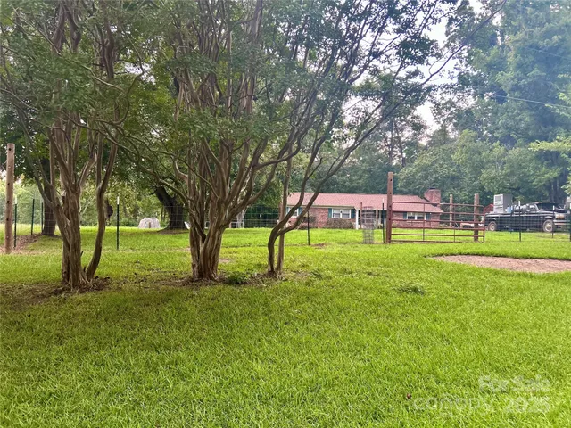 $235,000 | 2740 Irene Bridge Highway, Hickory Grove, SC 29717