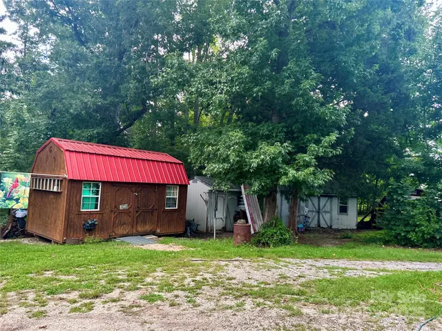 $235,000 | 2740 Irene Bridge Highway, Hickory Grove, SC 29717