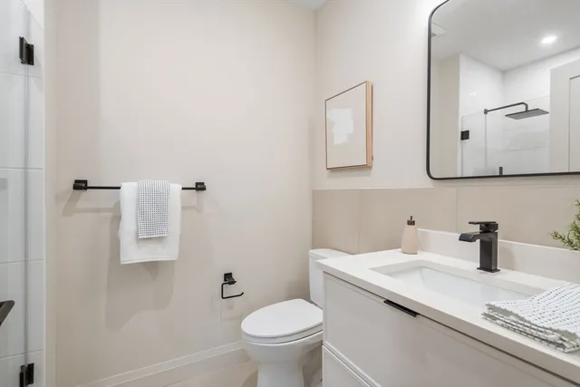 $625,000 | 100 Lincoln Street, Unit 307, Boston, MA 02135