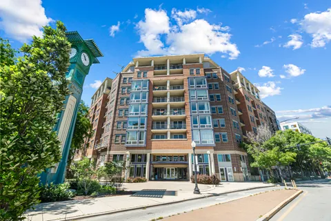 $375,000 | 437 West Division Street, Unit 814, Chicago, IL 60610