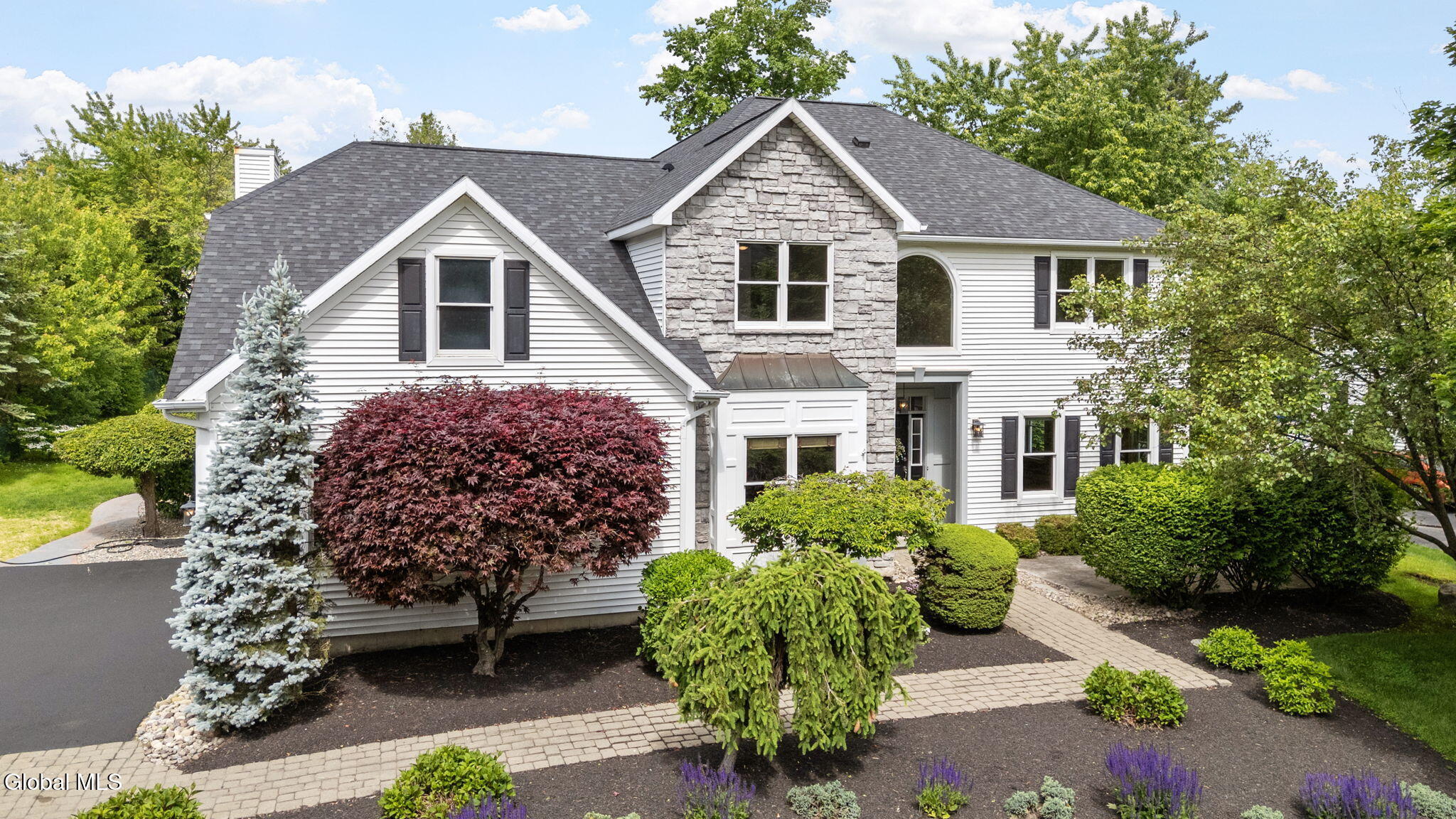229 Menlo Park Road Niskayuna, NY 12309 - Photo 3 of 55 67-web-or-mls-229-menlo-park-rd