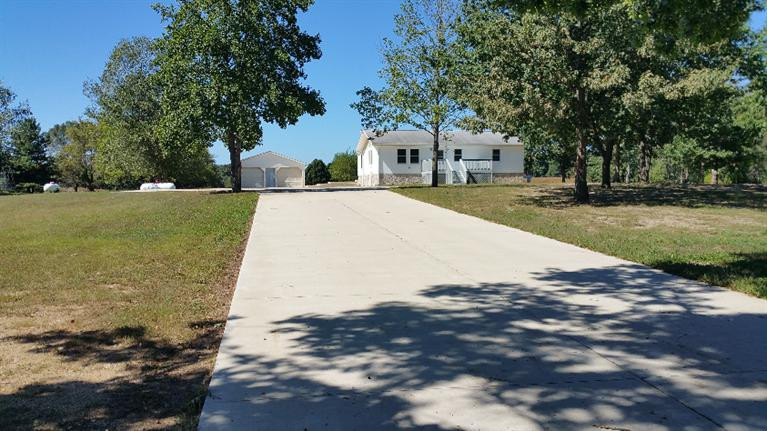 3000 Whipple Road Jackson, MI 49201 - Photo 4 of 14 Photo 4