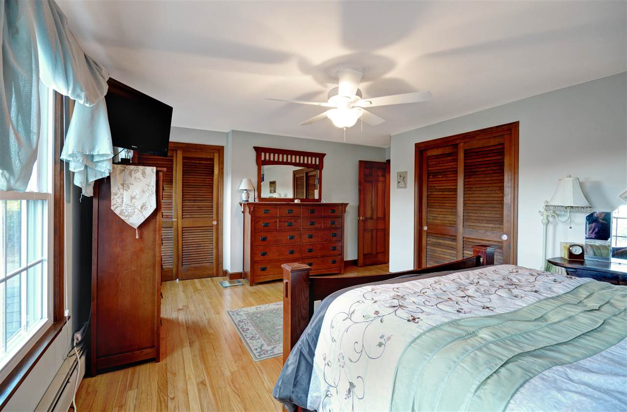 97 Gilcreast Road Londonderry, NH 03053 - Photo 26 of 31 Gallery Image 26