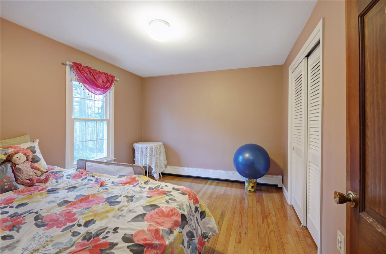97 Gilcreast Road Londonderry, NH 03053 - Photo 28 of 31 Gallery Image 28