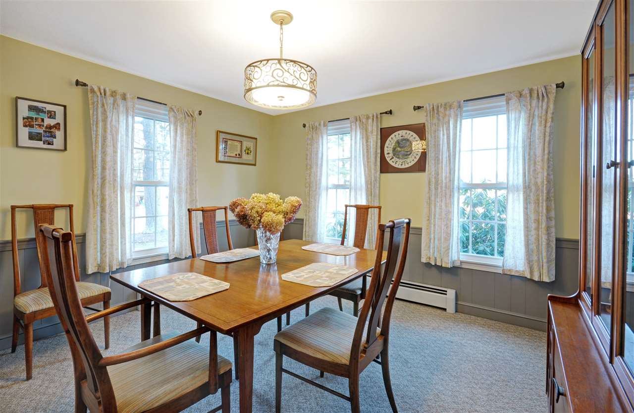 97 Gilcreast Road Londonderry, NH 03053 - Photo 10 of 31 Gallery Image 10