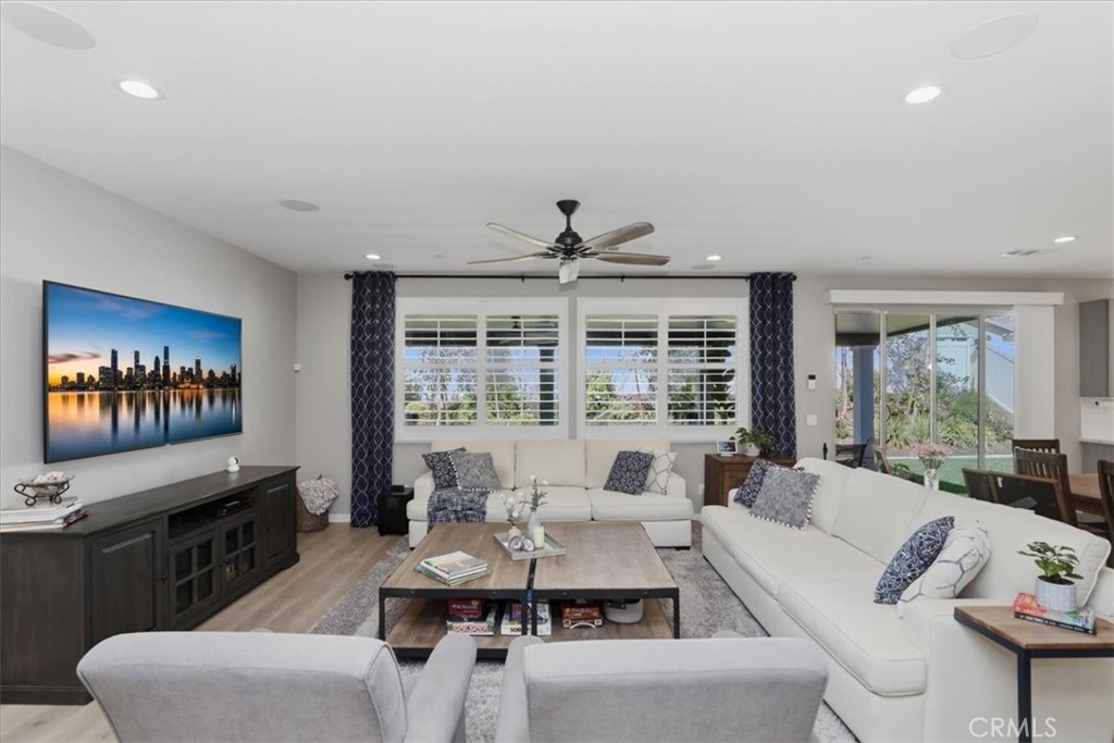 12806 Mendocino Ridge Drive Riverside, CA 92503 - Photo 11 of 72