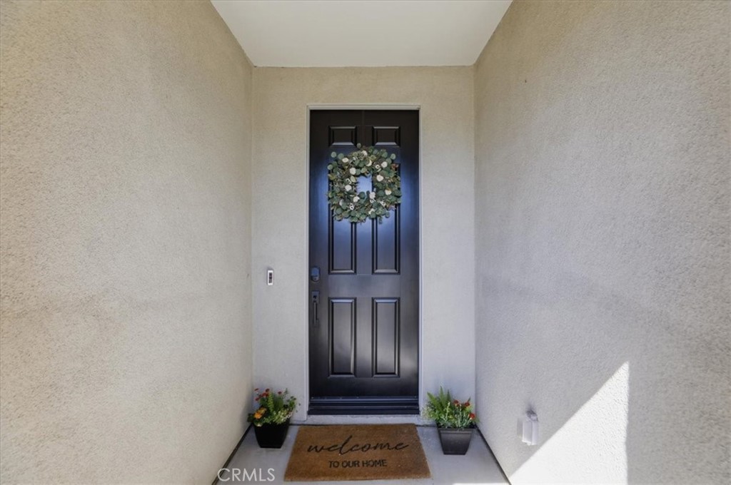 12806 Mendocino Ridge Drive Riverside, CA 92503 - Photo 6 of 72