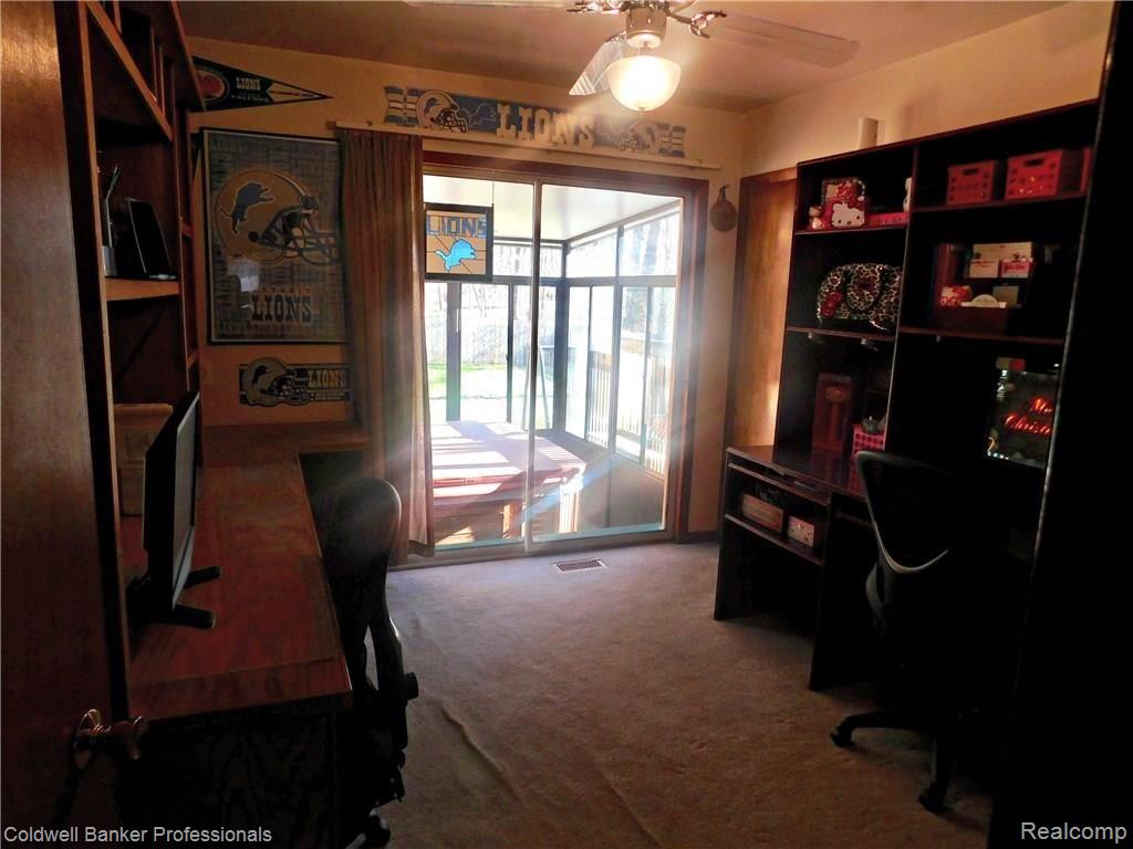 9660 Andersonville Road Clarkston, MI 48346 - Photo 38 of 53 bed 3 edit.jpg
