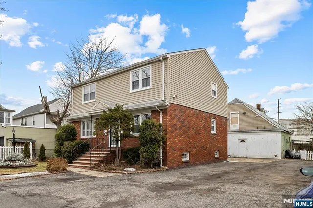 $749,000 | 15 Inwood Street, Clifton, NJ 07011