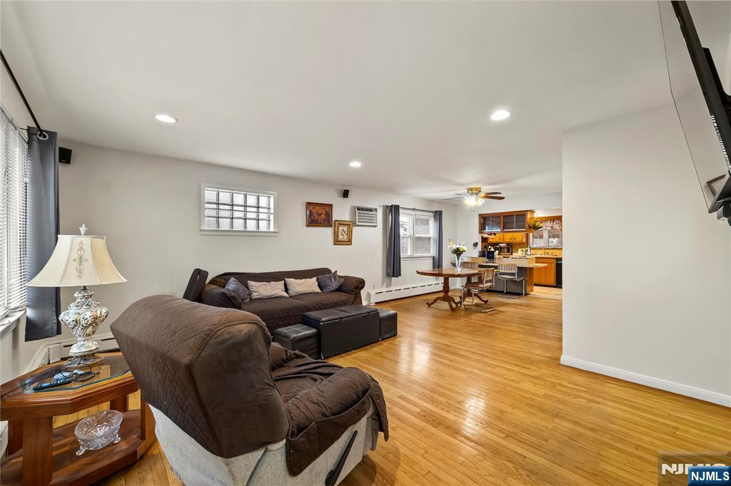 15 Inwood Street Clifton, NJ 07011 - Photo 4 of 35