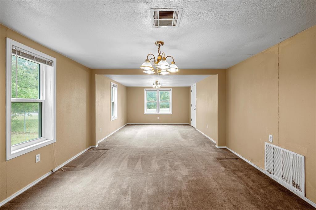 4704 Williams Road Bellmead, TX 76705 - Photo 14 of 32