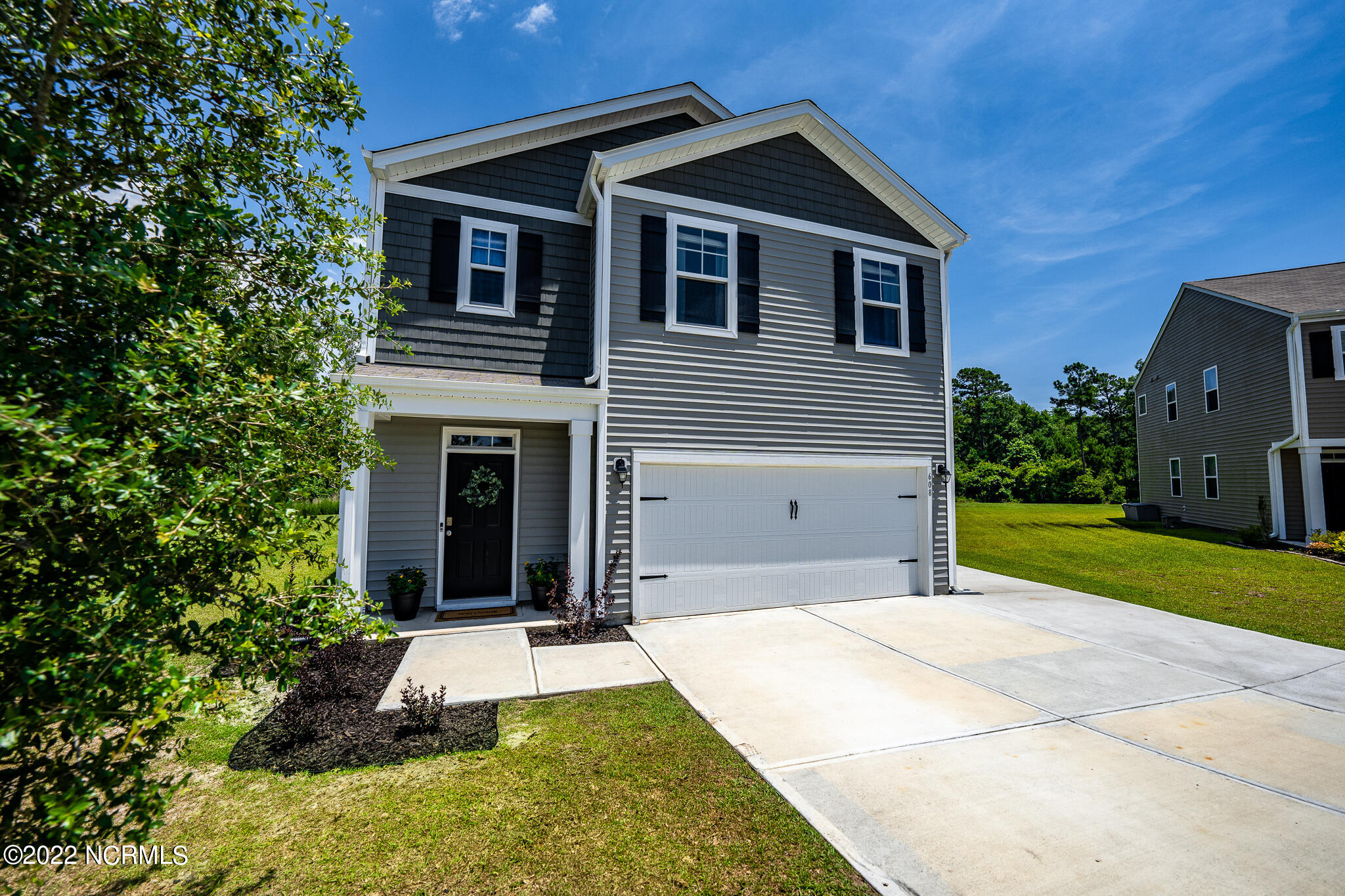 608 Saltree Circle Holly Ridge, NC 28445 - Photo 2 of 28 608 Saltree Circle