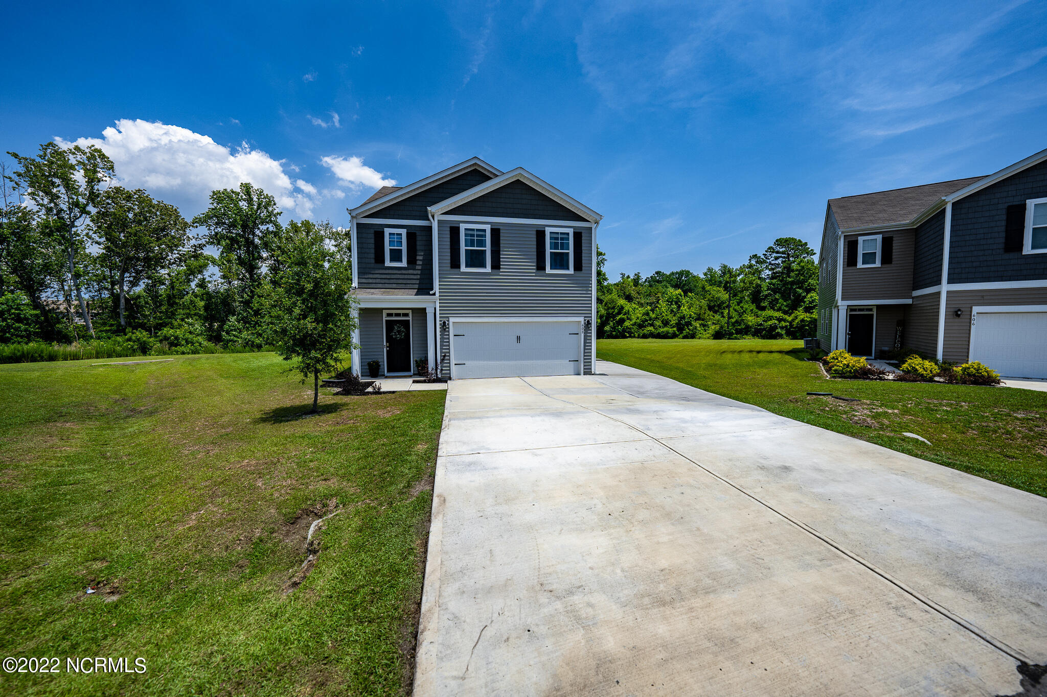 608 Saltree Circle Holly Ridge, NC 28445 - Photo 3 of 28 608 Saltree Circle