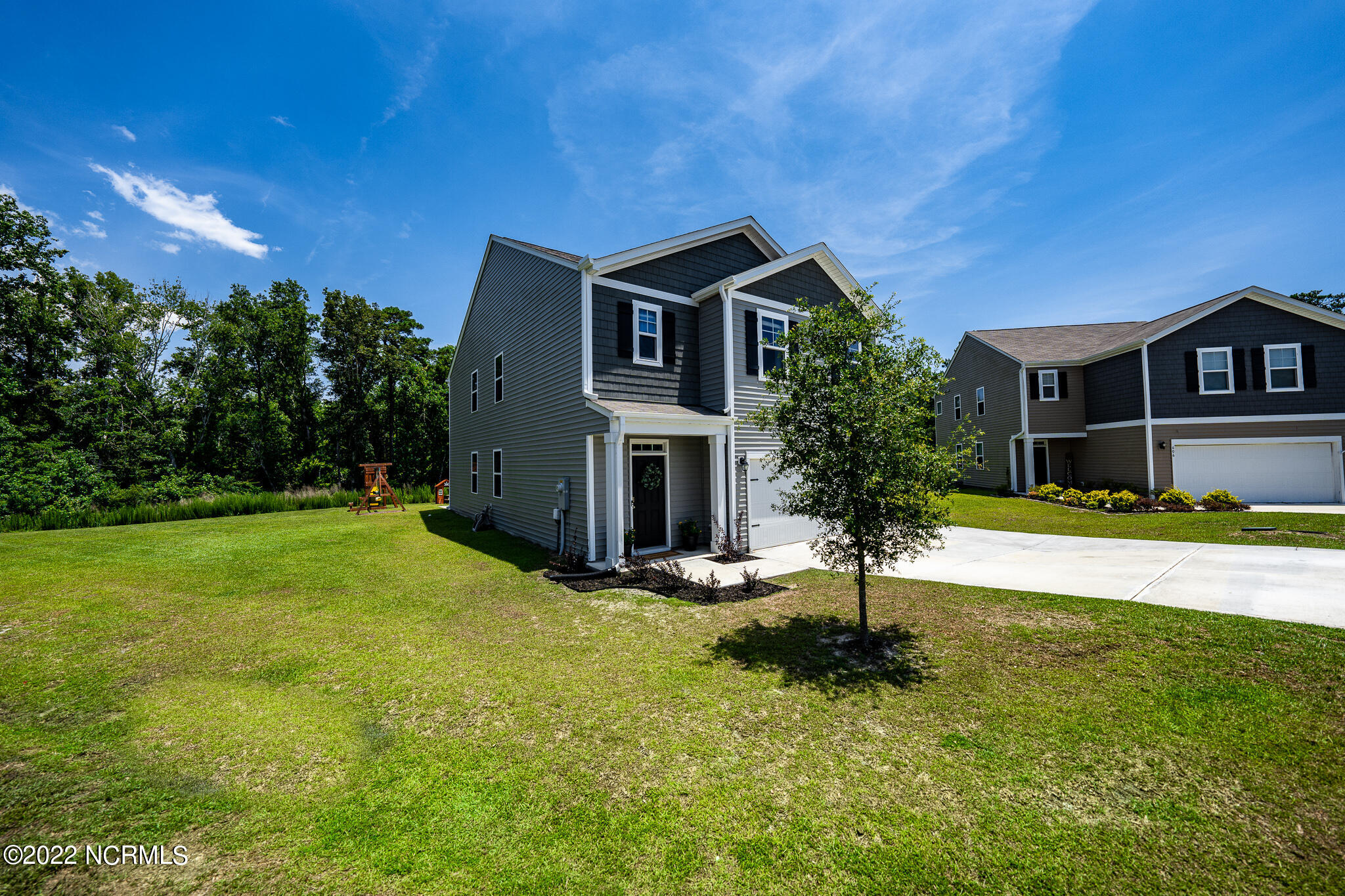 608 Saltree Circle Holly Ridge, NC 28445 - Photo 5 of 28 608 Saltree Circle