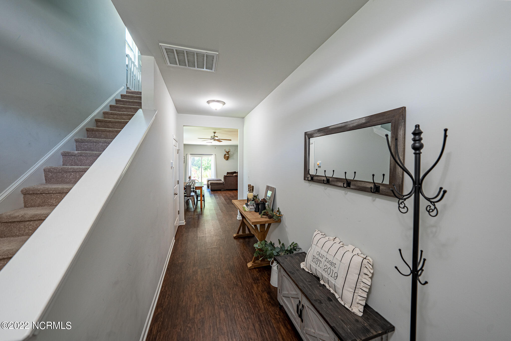 608 Saltree Circle Holly Ridge, NC 28445 - Photo 6 of 28 Foyer