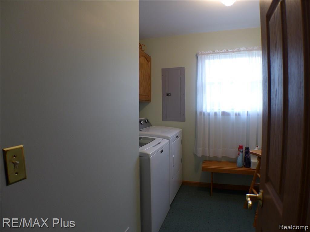 1920 West Fairgrove Road Caro, MI 48723 - Photo 9 of 21 1st Floor Laundry.JPG
