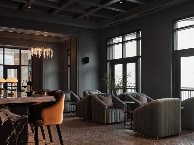 $945,000 | 930 Commerce Street, Unit 19, Nashville, TN 37203