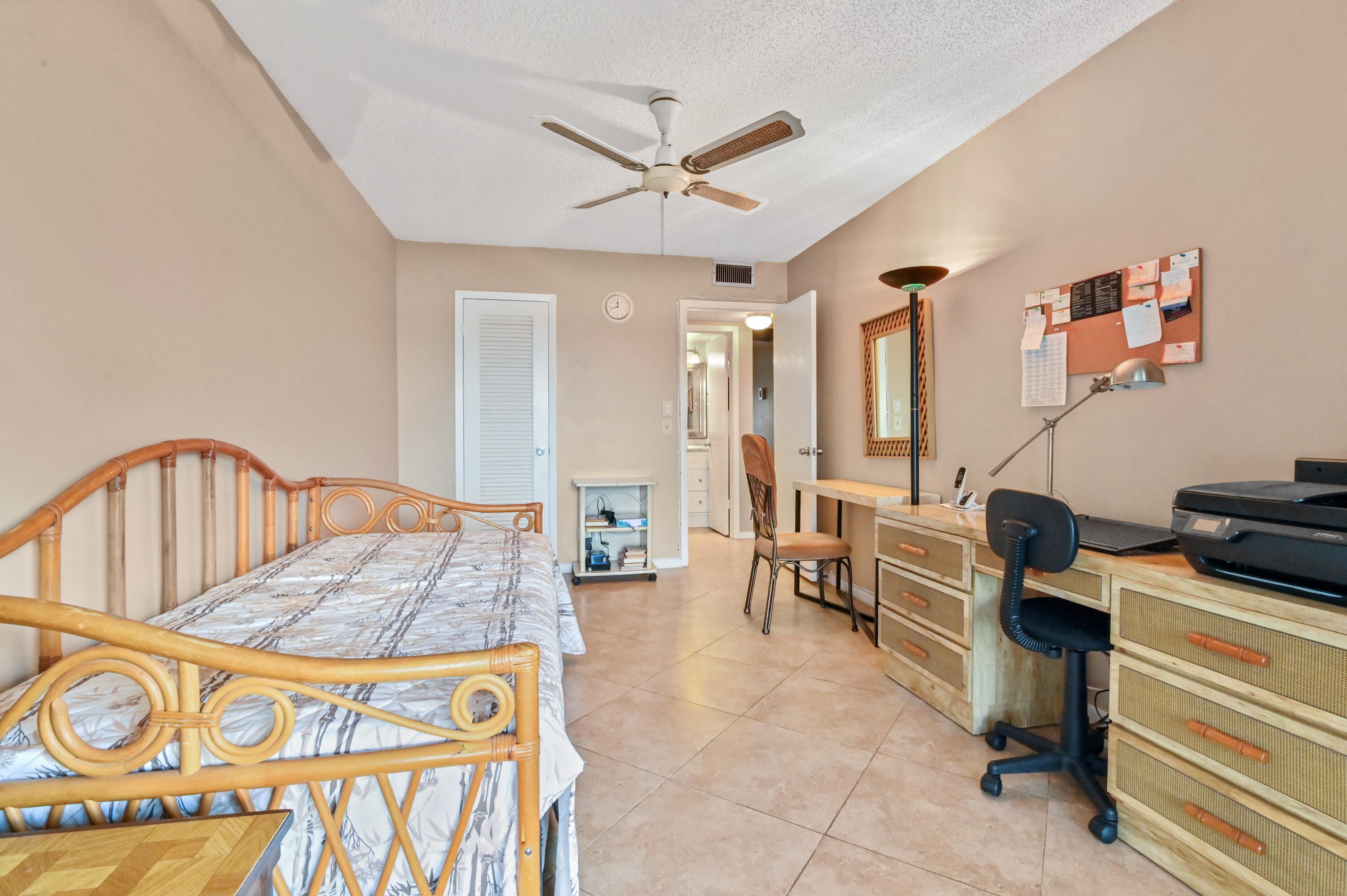 1038 Cornwall East Boca Raton, FL 33434 - Photo 15 of 50 18 Bedroom 02