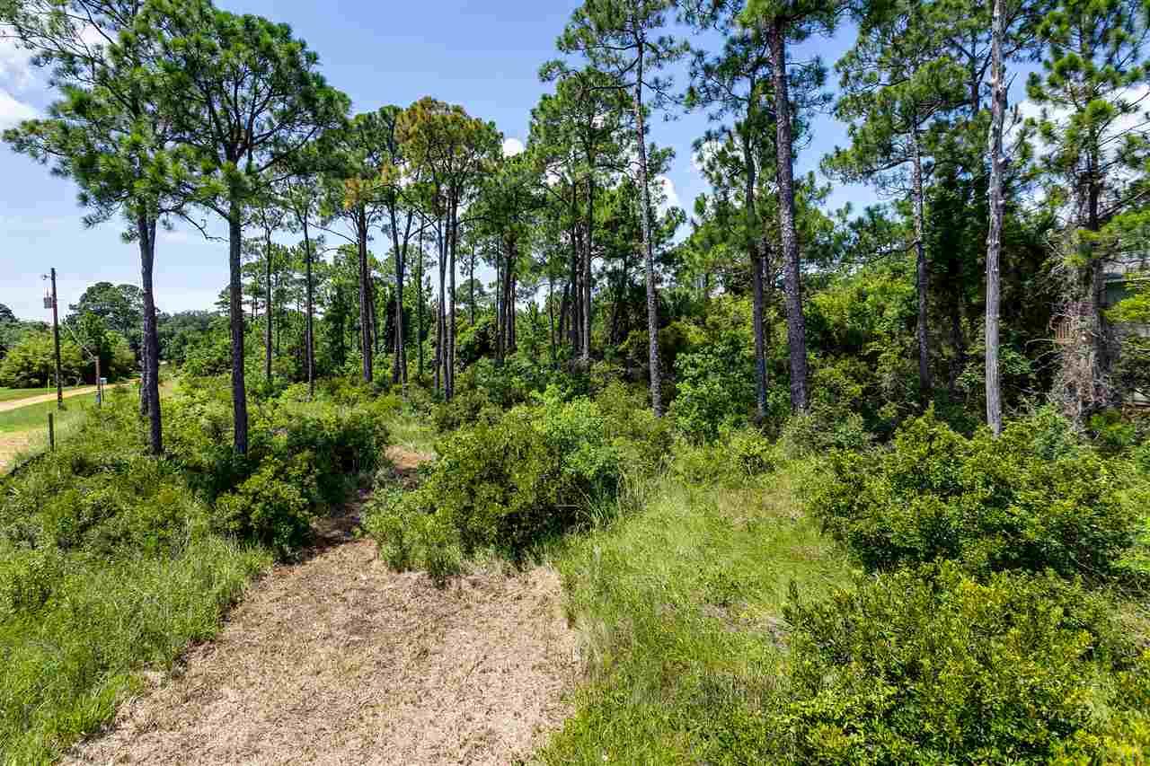 14894 Innerarity Point Road Pensacola, FL 32507 - Photo 12 of 21 Gallery Image 12