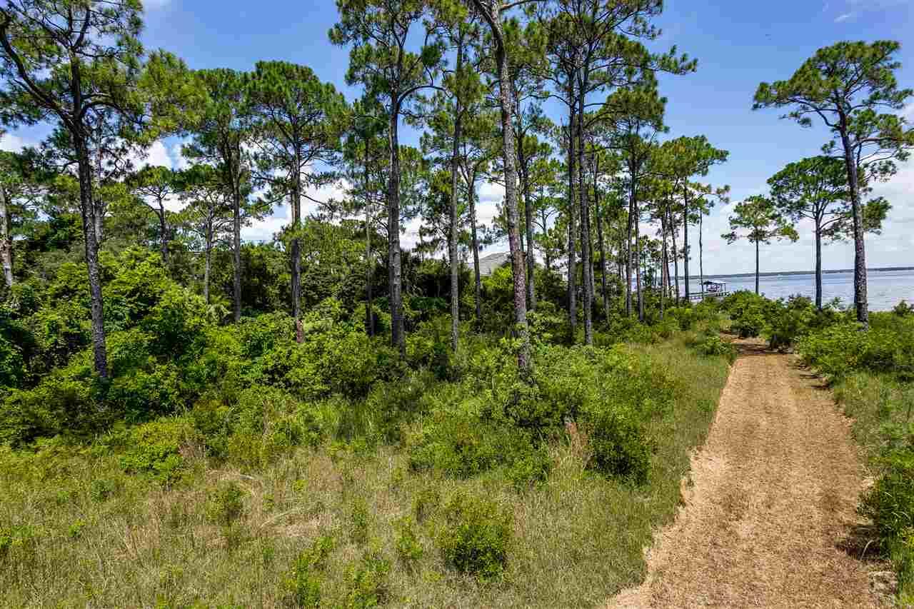 14894 Innerarity Point Road Pensacola, FL 32507 - Photo 6 of 21 Gallery Image 6