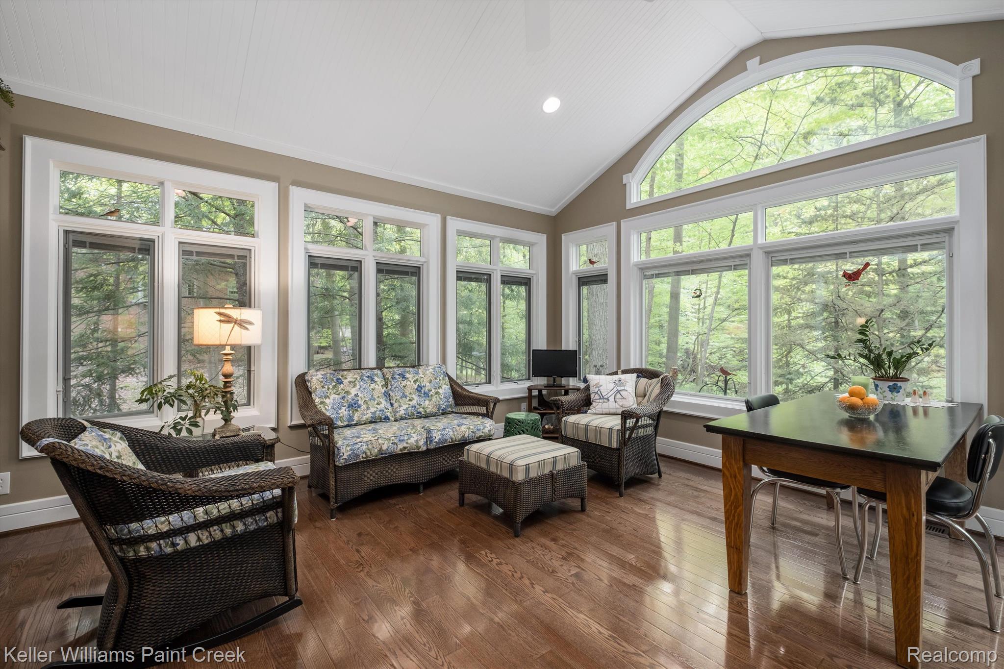 1365 Kingsview Avenue Rochester, MI 48309 - Photo 17 of 48 Family Room