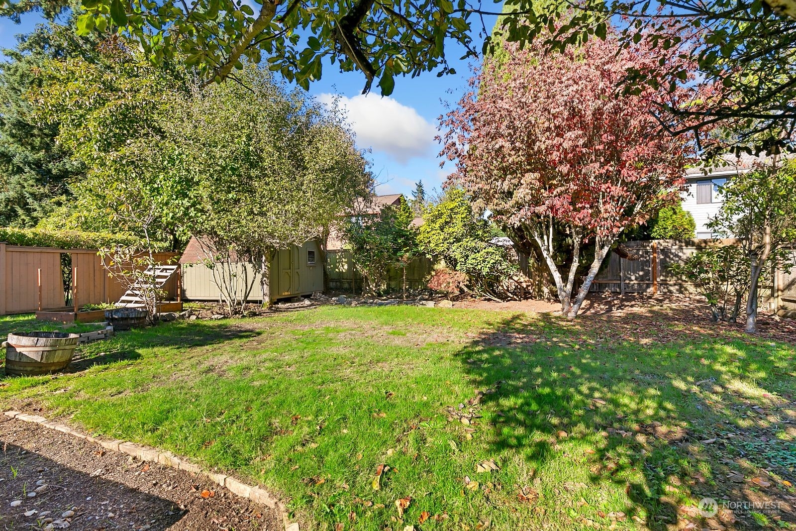 2336 North 135th Street Seattle, WA 98133 - Photo 16 of 17 a view of backyard with green space