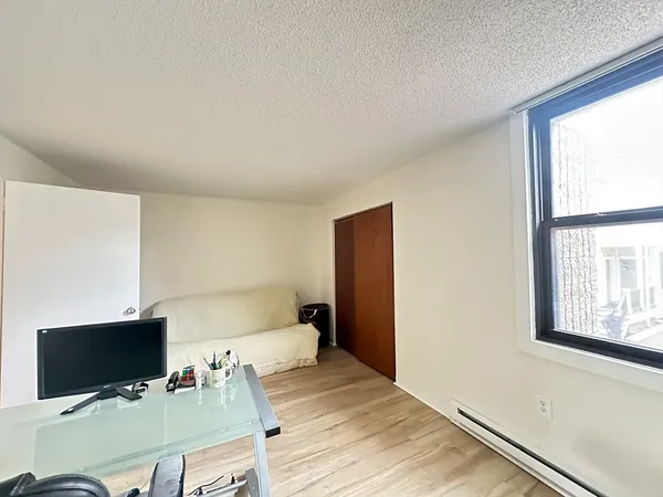 $3,850 | 45 Trowbridge Street, Unit 1C, Cambridge, MA 02138