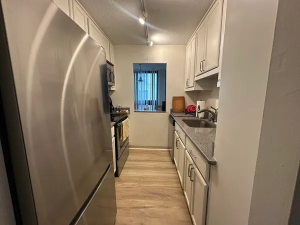 $3,850 | 45 Trowbridge Street, Unit 1C, Cambridge, MA 02138