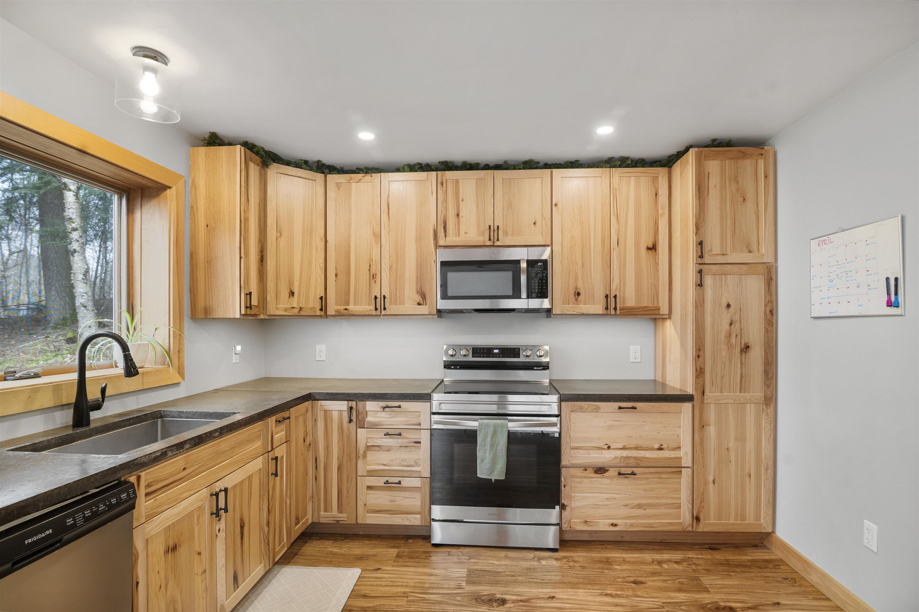 371 Maplewood Common Moretown, VT 05660 - Photo 23 of 48