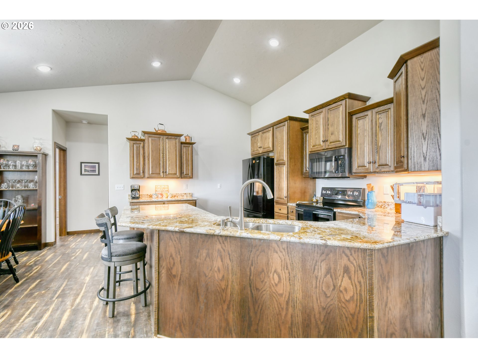 527 Southwest Quinney Place Pendleton, OR 97801 - Photo 10 of 41
