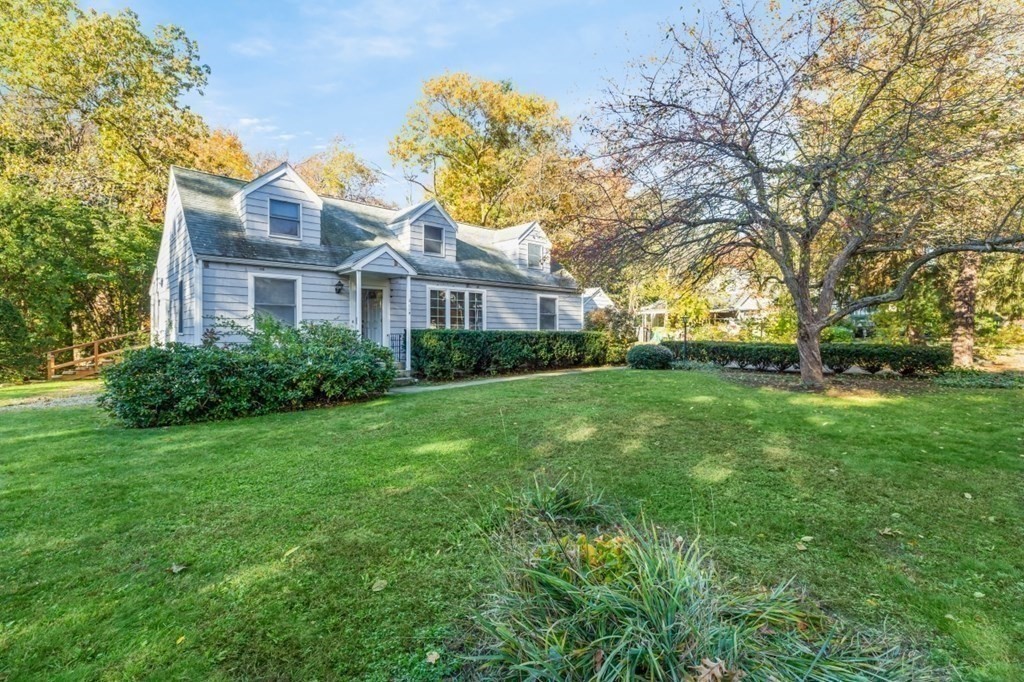 119 Higgins Road Framingham, MA 01701 - Photo 4 of 34